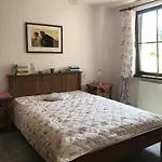 度假居 Kleines In Mit Grossem Garten By Interhome