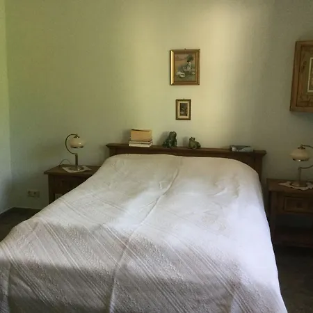 Kleines In Mit Grossem Garten By Interhome Holiday home *