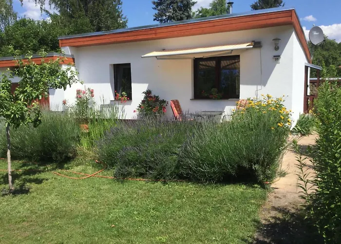 Kleines In Mit Grossem Garten By Interhome