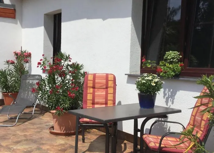 Holiday home Kleines In Mit Grossem Garten By Interhome