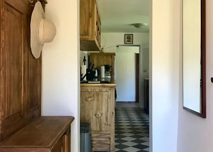 Kleines In Mit Grossem Garten By Interhome Holiday home