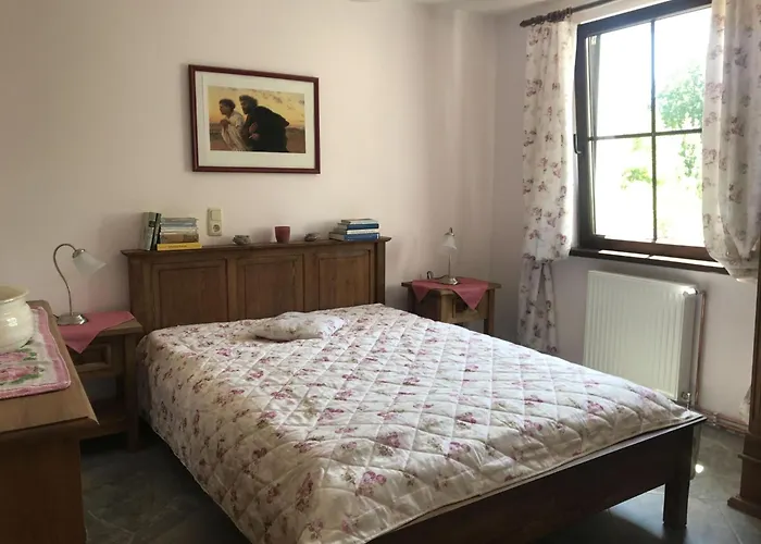 Holiday home Kleines In Mit Grossem Garten By Interhome